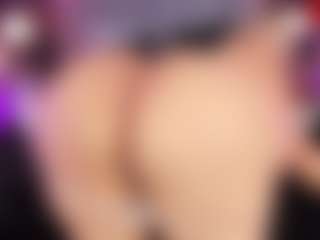 ATINXNAUGTHY's Live Sex Cam Show