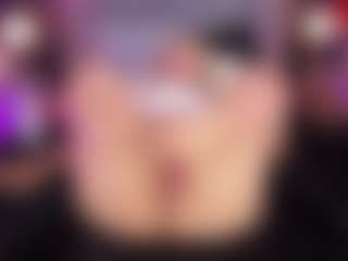ATINXNAUGTHY's Live Sex Cam Show