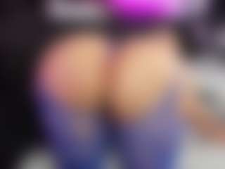 ATINXNAUGTHY's Live Sex Cam Show