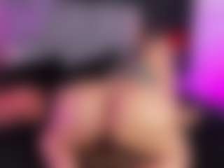 Live cam show with ATINXNAUGTHY - Big Ass MILF on Streamer API