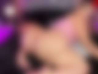 Live cam show with ATINXNAUGTHY - Latina MILF on CamwithHer | colombia