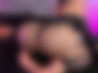 Live cam show with ATINXNAUGTHY - Big Tits MILF on https://playwithruby.com