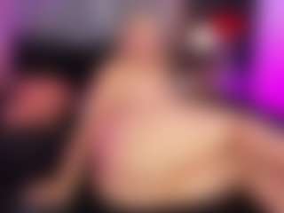 Live cam show with ATINXNAUGTHY - Arab Striptease on Latina Girls