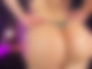 Live cam show with ATINXNAUGTHY - Big Ass on TeamSkeetLive