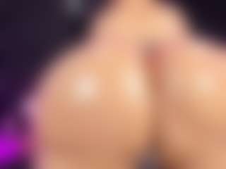 ATINXNAUGTHY's Live Sex Cam Show