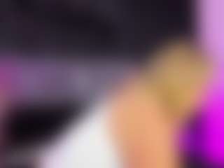 ATINXNAUGTHY MILF webcam performer live streaming