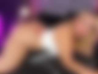 Live cam show with ATINXNAUGTHY - Normal on AdultVida.com