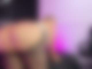 ATINXNAUGTHY's Live Sex Cam Show