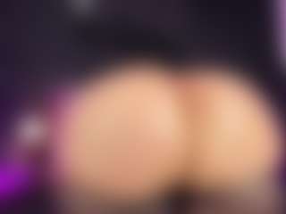 ATINXNAUGTHY's Live Sex Cam Show