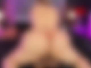 ATINXNAUGTHY's Live Sex Cam Show
