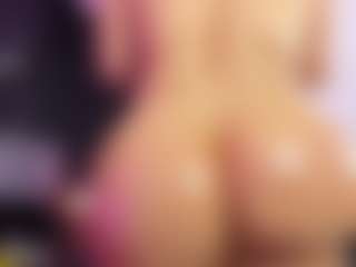 Live cam show with ATINXNAUGTHY - Arab BBW on Fit Hotties
