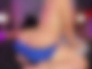 Live cam show with ATINXNAUGTHY - Curvy Middle Aged on CamClone
