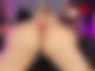 ATINXNAUGTHY's Live Sex Cam Show