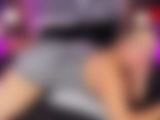 ATINXNAUGTHY MILF webcam performer live streaming
