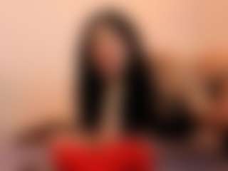 Live-Cam-Show mit lupitalovee - Gagging auf Camsoda