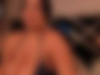 Live cam show with Alejandra - Bedroom Curvy on Nude Chat * 1 On 1 Webcam Sex * Live Cam Show