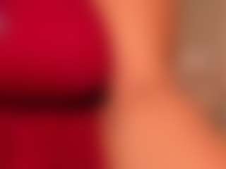 Live cam show with Alejandra - Strip on sexylive.show