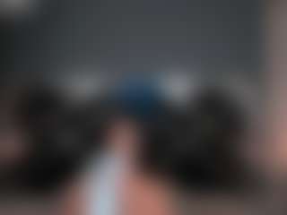 Alejandra MILF webcam performer live streaming