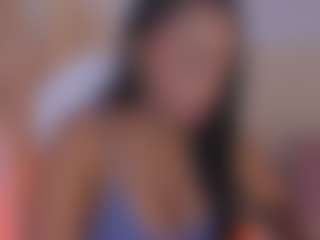 Live cam show with aprilebony - Ass Bouncing on Latina Girls