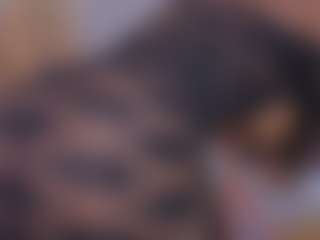 aprilebony's Live Sex Cam Show