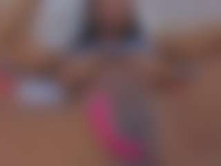 aprilebony's Live Sex Cam Show