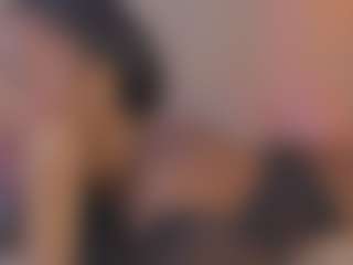 aprilebony's Live Sex Cam Show