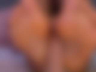 aprilebony's Live Sex Cam Show