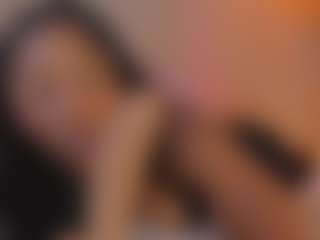aprilebony's Live Sex Cam Show