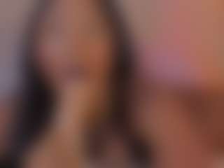 Live cam show with aprilebony - Ebony on Camiplay Live | colombia