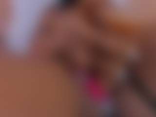 Live cam show with aprilebony - Flashing on Dolls Live