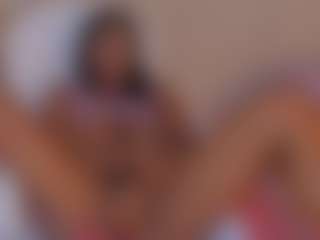 aprilebony's Live Sex Cam Show