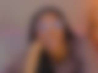 aprilebony's Live Sex Cam Show