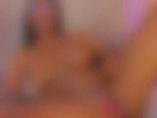 Live cam show with aprilebony - Ebony on Camsoda | colombia