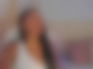 Live cam show with aprilebony - Ebony on Camiplay Live | colombia