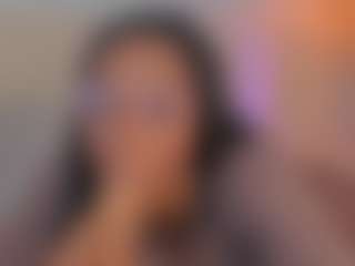 aprilebony's Live Sex Cam Show