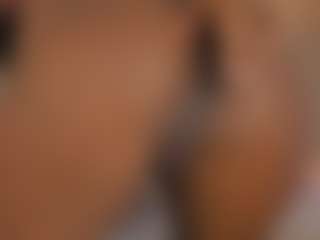 Live cam show with aprilebony - Fuck on Camming Site