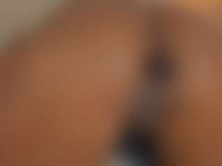 Live cam show with aprilebony - Sexwebcam on Chatstar
