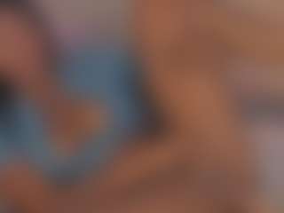 Live cam show with aprilebony - Black Dildo on Chatstar