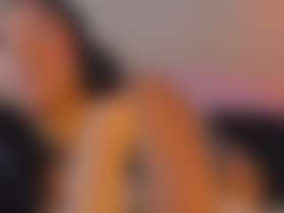 Live cam show with aprilebony - Ebony on Milfs Live | colombia