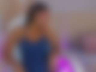 Live cam show with aprilebony - Flashing on Soda Cam