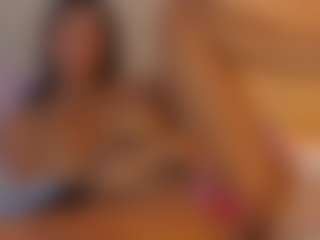 Live cam show with aprilebony - Fuck on Camsoda