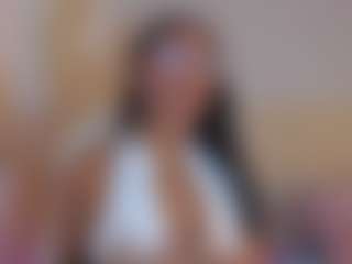 aprilebony's Live Sex Cam Show