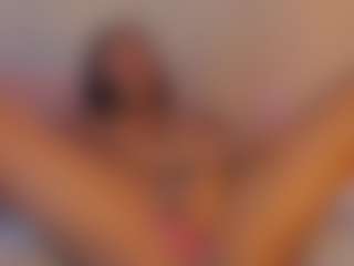 aprilebony's Live Sex Cam Show