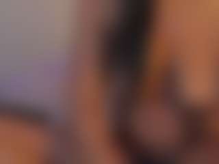 aprilebony's Live Sex Cam Show