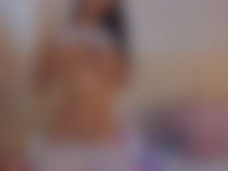 aprilebony's Live Sex Cam Show