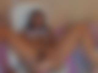 aprilebony's Live Sex Cam Show