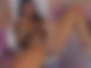 aprilebony's Live Sex Cam Show