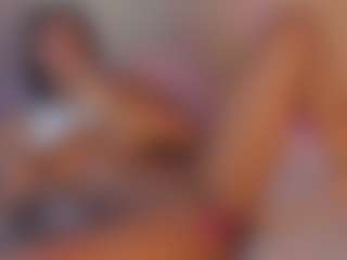 aprilebony's Live Sex Cam Show