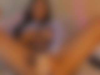 Live cam show with aprilebony - Fuck on Camsoda