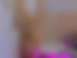 Live cam show with aprilebony - Pov on madthumbs